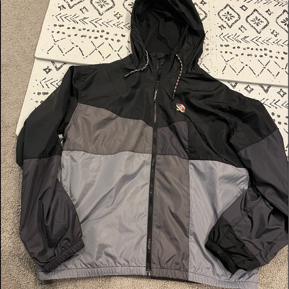 NWT Peloton windbreaker jacket.